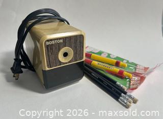 MaxSold Auction: Vintage Electric Pencil Sharpener and Pencils and Pens - Newmarket (Ontario, Canada) SELLER MANAGED Downsizing Online Auction - Wendy Culbert Crescent