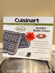 MaxSold Auction: Cuisinart Griddler/Griddler Waffle Plates/Glass mason jars - Toronto (Ontario, Canada) SELLER MANAGED Downsizing Online Auction - Joicey Boulevard
