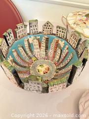 MaxSold Auction: Decor  - Toronto (Ontario, Canada) SELLER MANAGED Downsizing Online Auction - Joicey Boulevard