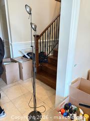 MaxSold Auction: Floor and Desk Lamps - Toronto (Ontario, Canada) SELLER MANAGED Downsizing Online Auction - Joicey Boulevard