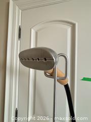 MaxSold Auction: JiffySteamer J-2 Garment Steamer, 120V, Speckled Gray - Toronto (Ontario, Canada) SELLER MANAGED Downsizing Online Auction - Joicey Blvd 