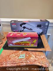 MaxSold Auction: Kitchen Slicer and Chop Accessories  - Toronto (Ontario, Canada) SELLER MANAGED Downsizing Online Auction - Joicey Boulevard