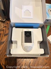 MaxSold Auction: Spotlight Cam Mount  - Toronto (Ontario, Canada) SELLER MANAGED Downsizing Online Auction - Joicey Boulevard