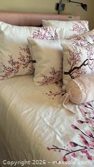 MaxSold Auction: White and Pink Floral Cotton Full/Double Bedding Set. - Toronto (Ontario, Canada) SELLER MANAGED Downsizing Online Auction - Joicey Boulevard