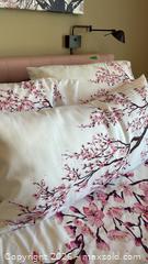 MaxSold Auction: White and Pink Floral Cotton Full/Double Bedding Set. - Toronto (Ontario, Canada) SELLER MANAGED Downsizing Online Auction - Joicey Boulevard