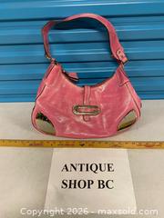 MaxSold Auction: Guess Pink Shoulder Handbag with Metal Accents - Vancouver (British Columbia, Canada) SELLER MANAGED Reseller Online Auction - East 7th Avenue (STORAGE)