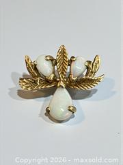 MaxSold Auction: 10k Gold Opal Pendant - Esquimalt (British Columbia, Canada) PARTNER MANAGED Reseller Online Auction -  Lampson Street