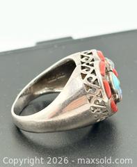 MaxSold Auction: 925 Sterling Silver & Gemstone Ring Size 6 6.13g - Esquimalt (British Columbia, Canada) PARTNER MANAGED Reseller Online Auction -  Lampson Street