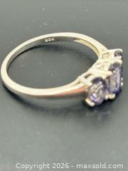 MaxSold Auction: 925 Sterling Silver Ring Size 9 2.18g - Esquimalt (British Columbia, Canada) PARTNER MANAGED Reseller Online Auction -  Lampson Street