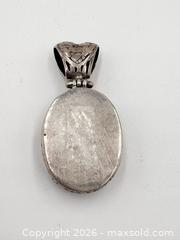 MaxSold Auction: Amethyst Sterling Silver Pendant 2” 13.97g - Esquimalt (British Columbia, Canada) PARTNER MANAGED Reseller Online Auction -  Lampson Street