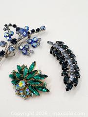 MaxSold Auction: Costume Brooches  - Esquimalt (British Columbia, Canada) PARTNER MANAGED Reseller Online Auction -  Lampson Street