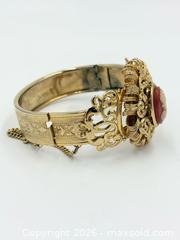 MaxSold Auction: Gold Tone Cameo Bracelet  - Esquimalt (British Columbia, Canada) PARTNER MANAGED Reseller Online Auction -  Lampson Street