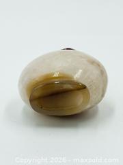 MaxSold Auction: Snuff Bottle  - Esquimalt (British Columbia, Canada) PARTNER MANAGED Reseller Online Auction -  Lampson Street