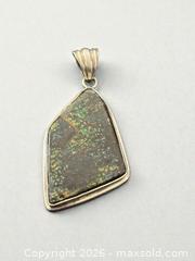 MaxSold Auction: Sterling Silver Ammolite Pendant - Esquimalt (British Columbia, Canada) PARTNER MANAGED Reseller Online Auction -  Lampson Street