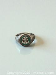MaxSold Auction: Sterling Silver Birks Signet Ring Size 7.5 - Esquimalt (British Columbia, Canada) PARTNER MANAGED Reseller Online Auction -  Lampson Street