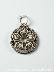 MaxSold Auction: Sterling Silver Chinese Pendant - Esquimalt (British Columbia, Canada) PARTNER MANAGED Reseller Online Auction -  Lampson Street