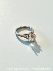 MaxSold Auction: Sterling Silver Clear Stone Ring Size 8 - Esquimalt (British Columbia, Canada) PARTNER MANAGED Reseller Online Auction -  Lampson Street
