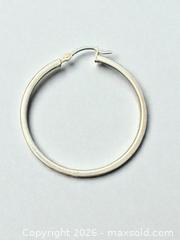 MaxSold Auction: Sterling Silver Hoop Earrings - Esquimalt (British Columbia, Canada) PARTNER MANAGED Reseller Online Auction -  Lampson Street