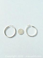 MaxSold Auction: Sterling Silver Hoop Earrings - Esquimalt (British Columbia, Canada) PARTNER MANAGED Reseller Online Auction -  Lampson Street