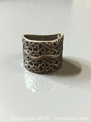 MaxSold Auction: Sterling Silver Israel Ring Size 10 - Esquimalt (British Columbia, Canada) PARTNER MANAGED Reseller Online Auction -  Lampson Street