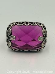 MaxSold Auction: Sterling Silver Ring Size 8 - Esquimalt (British Columbia, Canada) PARTNER MANAGED Reseller Online Auction -  Lampson Street