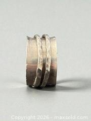 MaxSold Auction: Sterling Silver Spinner Ring Size 9.5 - Esquimalt (British Columbia, Canada) PARTNER MANAGED Reseller Online Auction -  Lampson Street