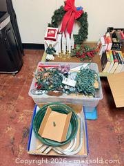 MaxSold Auction: Christmas B - Allentown (Pennsylvania, USA) PARTNER MANAGED Downsizing Online Auction - North Berks Street