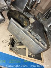 MaxSold Auction: Clamps and Vise B - Allentown (Pennsylvania, USA) PARTNER MANAGED Downsizing Online Auction - North Berks Street