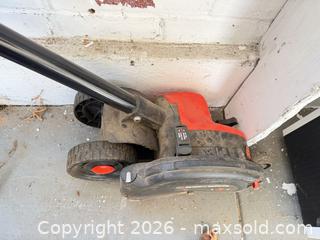 MaxSold Auction: Electric Edger and Trimmer A - Allentown (Pennsylvania, USA) PARTNER MANAGED Downsizing Online Auction - North Berks Street