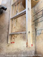 MaxSold Auction: Extension Ladder A - Allentown (Pennsylvania, USA) PARTNER MANAGED Downsizing Online Auction - North Berks Street