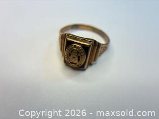 MaxSold Auction: Allentown High School Class Ring A - Bally (Pennsylvania, USA) PARTNER MANAGED Downsizing Online Auction - Cherry Street