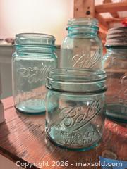 MaxSold Auction: Bank, Mason Jars B - Bally (Pennsylvania, USA) PARTNER MANAGED Downsizing Online Auction - Cherry Street