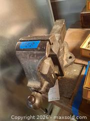 MaxSold Auction: Chas Parker Vise B - Bally (Pennsylvania, USA) PARTNER MANAGED Downsizing Online Auction - Cherry Street