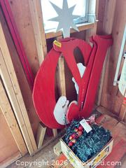 MaxSold Auction: Christmas B - Bally (Pennsylvania, USA) PARTNER MANAGED Downsizing Online Auction - Cherry Street