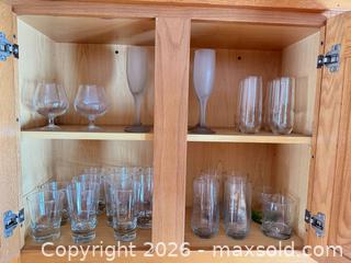 MaxSold Auction: Glassware B - Bally (Pennsylvania, USA) PARTNER MANAGED Downsizing Online Auction - Cherry Street