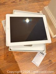 MaxSold Auction: iPad A - Bally (Pennsylvania, USA) PARTNER MANAGED Downsizing Online Auction - Cherry Street