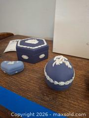 MaxSold Auction: Wedgwood B - Bally (Pennsylvania, USA) PARTNER MANAGED Downsizing Online Auction - Cherry Street