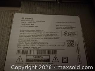 MaxSold Auction: Samsung Smart TV (55") - Roseville (California, USA) PARTNER MANAGED Moving Online Auction - Marie Court #2