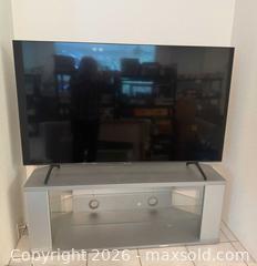 MaxSold Auction: Samsung Smart TV (55") - Roseville (California, USA) PARTNER MANAGED Moving Online Auction - Marie Court #2