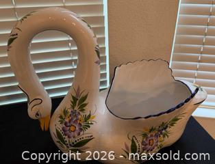 MaxSold Auction: Swan Song #1  - Roseville (California, USA) PARTNER MANAGED Moving Online Auction - Marie Court #2