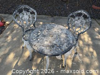 MaxSold Auction: Wrought Iron Shabby-Chic Garden Set  - Roseville (California, USA) PARTNER MANAGED Moving Online Auction - Marie Court #2