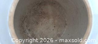 MaxSold Auction: Blue and White Chinese-Style Porcelain Ginger Jar - Toronto (Ontario, Canada) PARTNER MANAGED Reseller Online Auction - Queen Street West.