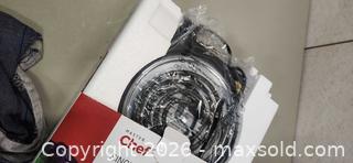 MaxSold Auction: New Master Chef Single Burner Cook Top with Double Boiler/Steamer Pot Set - Pelham (Ontario, Canada) SELLER MANAGED Reseller Online Auction - Foss Road