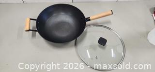 MaxSold Auction: Paderno Classic Cast Iron Wok with Lid, Non-Stick 13" - Pelham (Ontario, Canada) SELLER MANAGED Reseller Online Auction - Foss Road