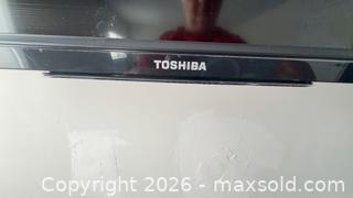 MaxSold Auction: Toshiba Television C - Georgina (Ontario, Canada) Moving Online Auction - Dawn Blossom Drive