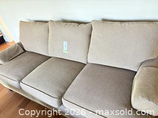 MaxSold Auction: Barrymore 3-Seater Beige/Tan Woven Fabric Sofa - New Westminster (British Columbia, Canada) PARTNER MANAGED Downsizing Online Auction -  Jamieson Court (CONDO)
