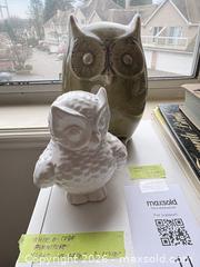 MaxSold Auction: Ceramic & Wooden Bird Figurine and Bookshelf Set with Assorted Hardcover Books - New Westminster (British Columbia, Canada) PARTNER MANAGED Downsizing Online Auction -  Jamieson Court (CONDO)