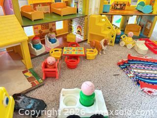 MaxSold Auction: Fisher-Price Vintage Play Family Dollhouse with Bus & Figures - New Westminster (British Columbia, Canada) PARTNER MANAGED Downsizing Online Auction -  Jamieson Court (CONDO)