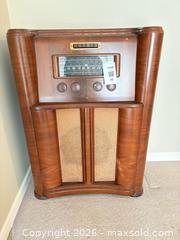 MaxSold Auction: General Electric JK-76 Console Radio, 1930s-1940s - New Westminster (British Columbia, Canada) PARTNER MANAGED Downsizing Online Auction -  Jamieson Court (CONDO)