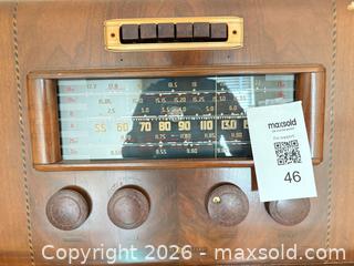MaxSold Auction: General Electric JK-76 Console Radio, 1930s-1940s - New Westminster (British Columbia, Canada) PARTNER MANAGED Downsizing Online Auction -  Jamieson Court (CONDO)